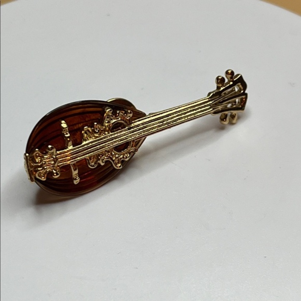 AVON Amber Lucite Celluloid Mandolin Guitar Musical Instrument VTG Brooch Pin